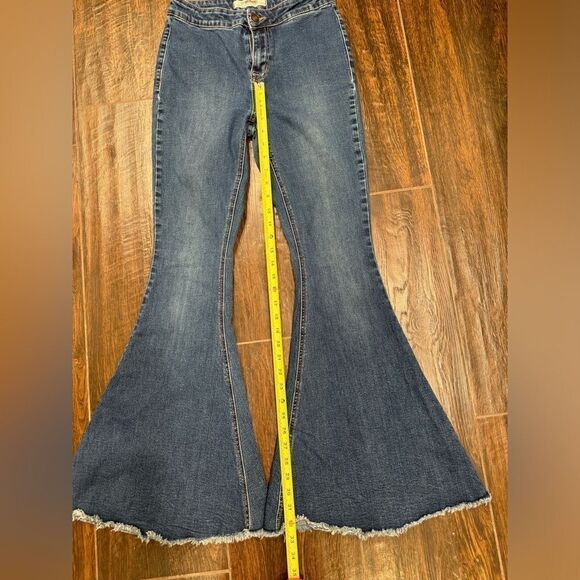 Rock & Roll Cowgirl Women's Bargain Button Bell Jean sz 28/32 - Picture 4 of 9